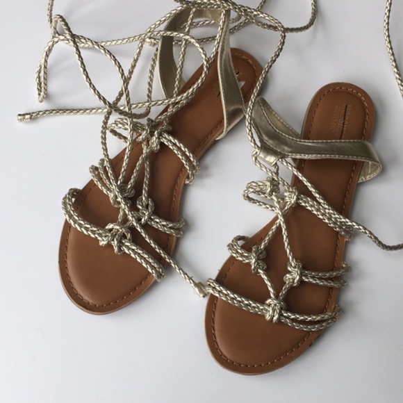 Mossimo Keenan Gladiator Sandals Gold New - Picture 2 of 6